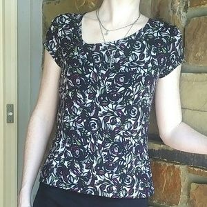 Nwt! J. Jill top with asymmetrical runched neck.